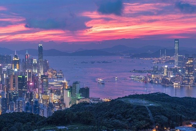 Hong Kong home prices to drop 20 percent? What are the reasons?